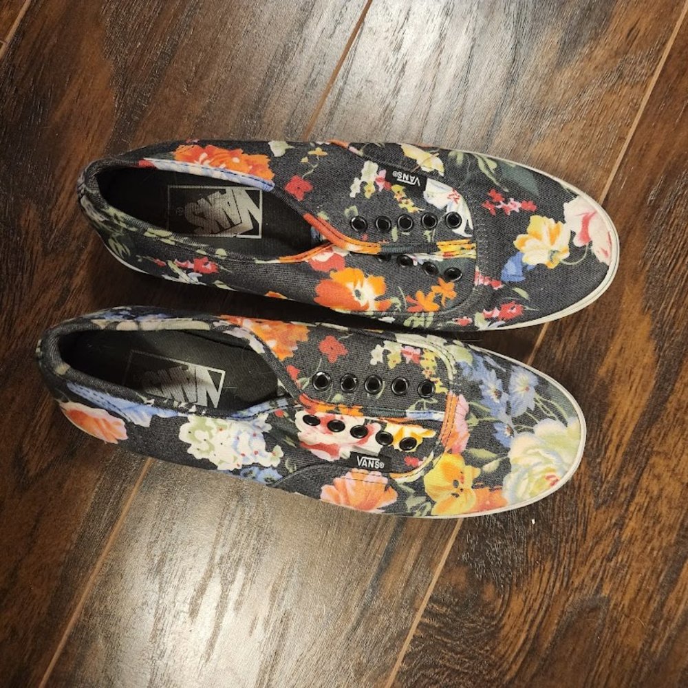 off the wall floral VANS